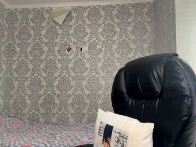 GeorgeStrasters live cam on BongaCams
