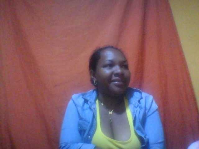 Niella1 live cam on BongaCams