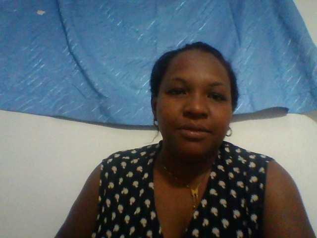 Niella1 live cam on BongaCams