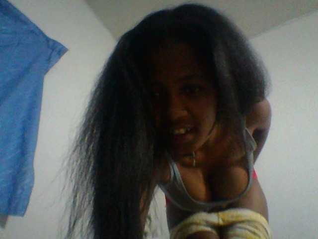Niella1 live cam on BongaCams