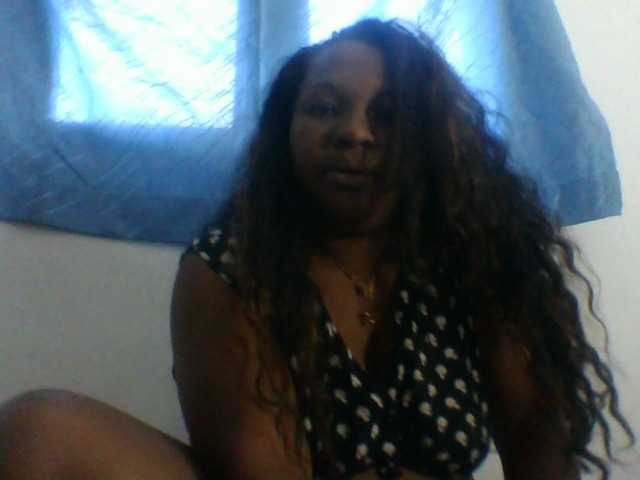 Niella1 live cam on BongaCams