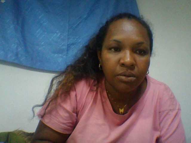 Niella1 live cam on BongaCams