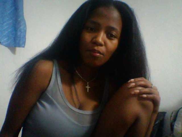 Niella1 live cam on BongaCams