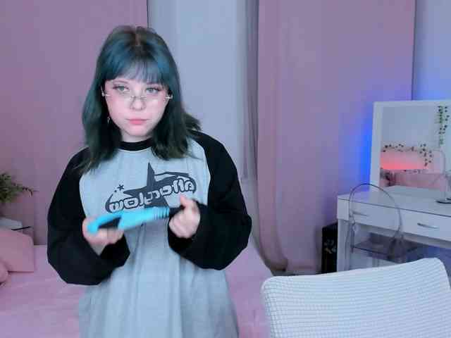 Alicemoongirl webcam