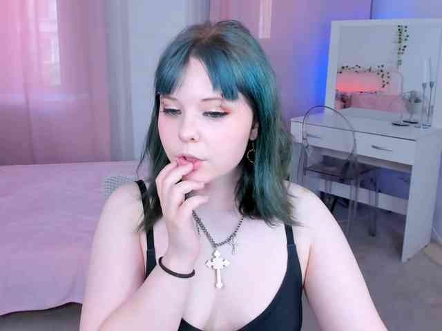 Alicemoongirl webcam