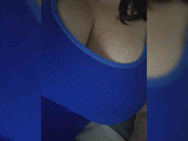 Naya323 webcam