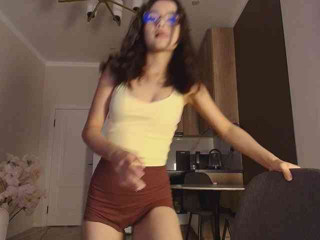 Seddielin's cam show statistics and live stream