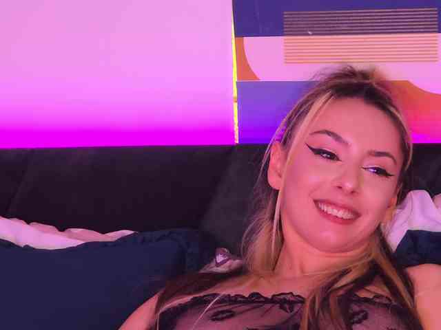 MelissaBlake webcam