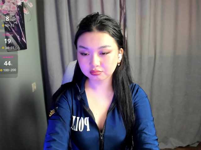 MollyTasty live cam