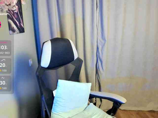 MollyTasty webcam