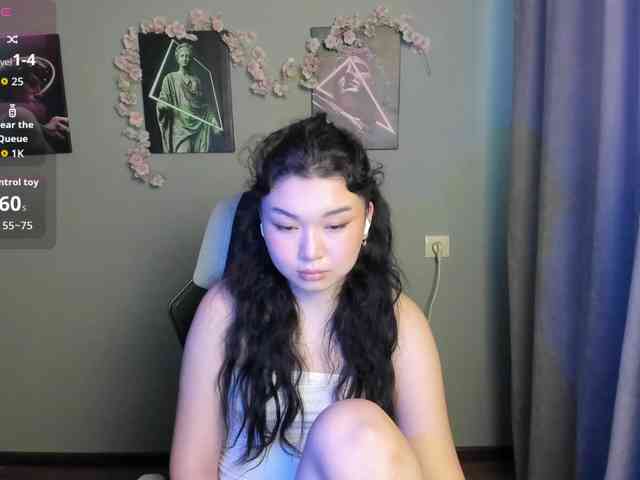 MollyTasty webcam