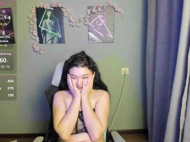MollyTasty webcam