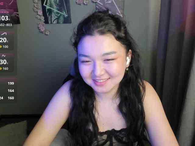 MollyTasty webcam