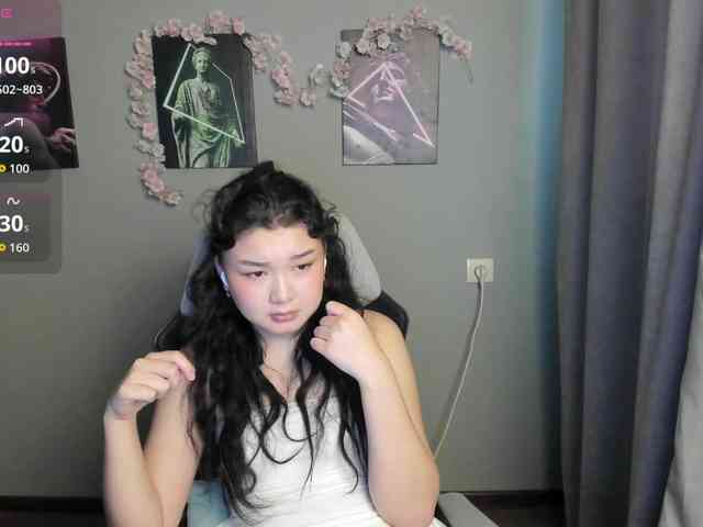 MollyTasty webcam