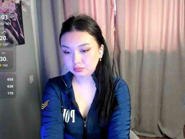 MollyTasty webcam