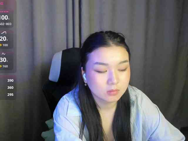 MollyTasty webcam