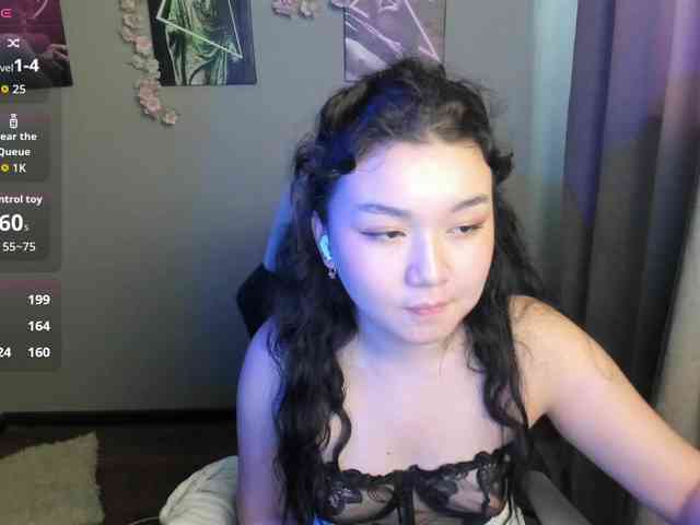 MollyTasty webcam