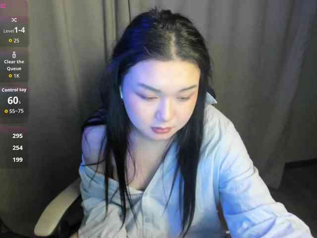 MollyTasty webcam