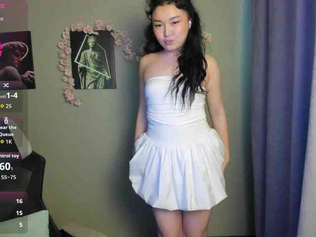 MollyTasty webcam