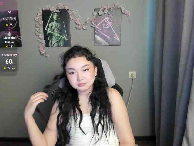 MollyTasty webcam