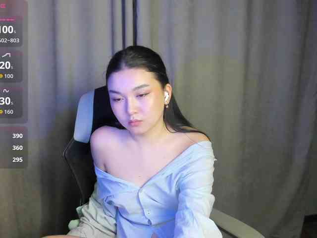 MollyTasty webcam