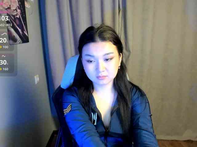 MollyTasty webcam