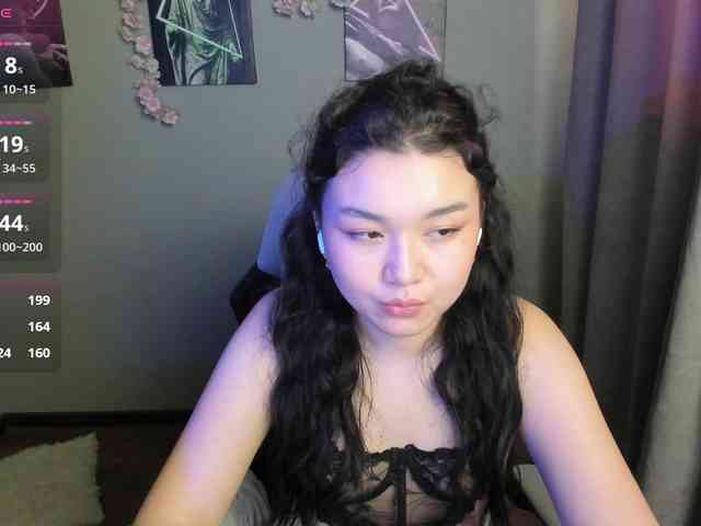 MollyTasty webcam
