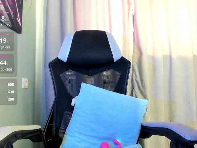 MollyTasty Live Webcam on BongaCams