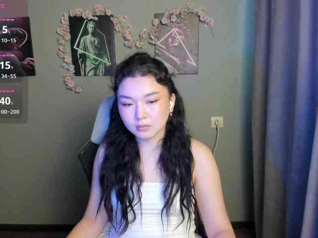 MollyTasty webcam