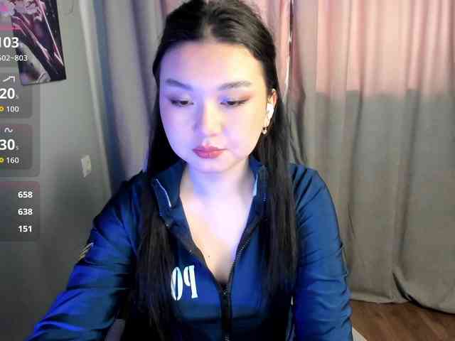 MollyTasty webcam