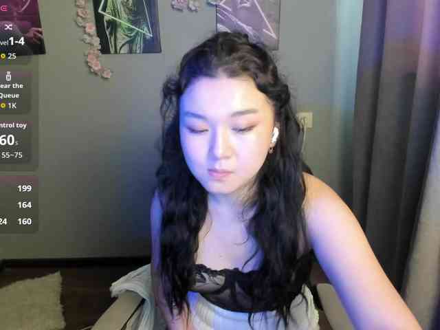 MollyTasty webcam