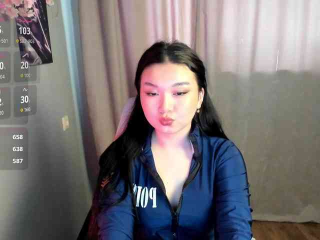 Модель: MollyTasty