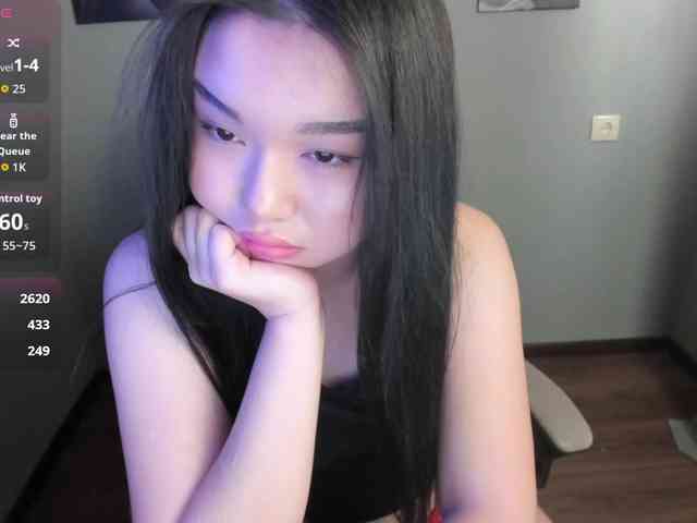 MollyTasty webcam