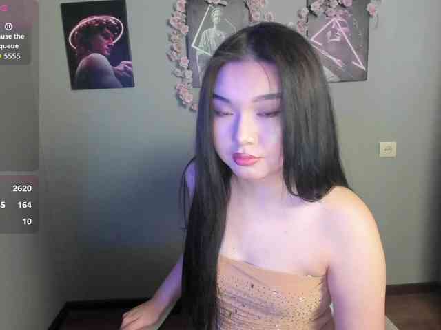 MollyTasty webcam