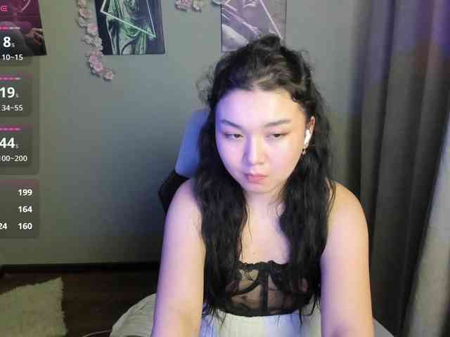 MollyTasty webcam