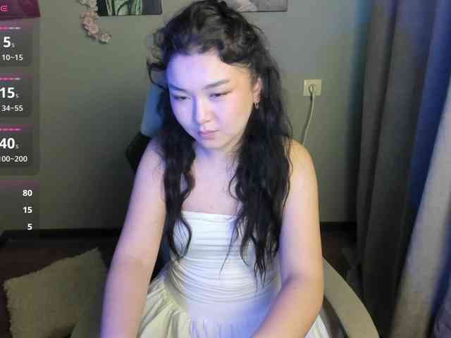 MollyTasty webcam