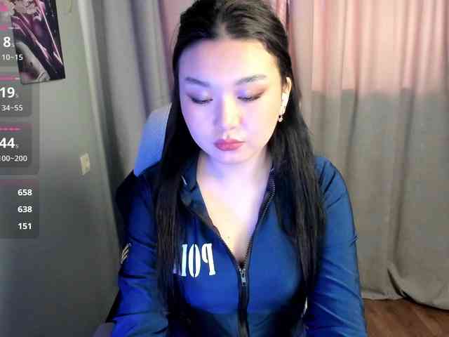 MollyTasty webcam