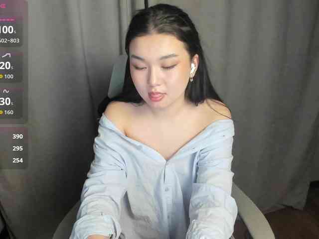 MollyTasty webcam