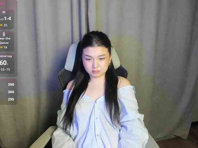 MollyTasty webcam