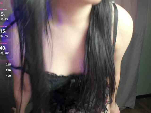 MollyTasty webcam