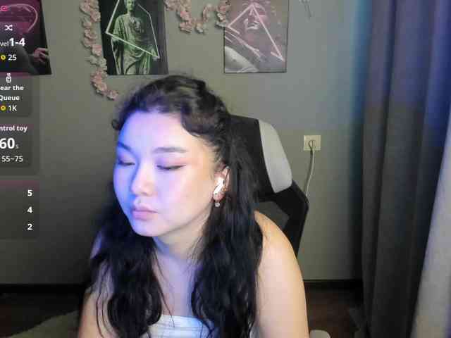 MollyTasty webcam