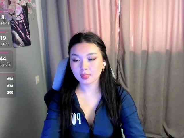 MollyTasty webcam