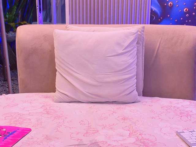 rouxinferno live cam on BongaCams