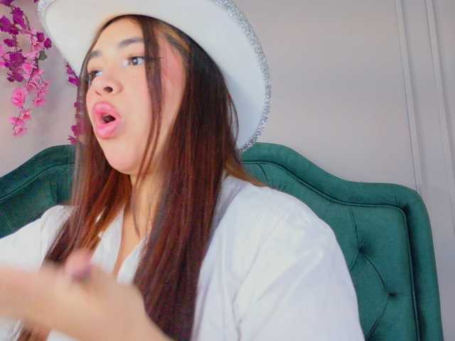 rouxinferno live cam on BongaCams
