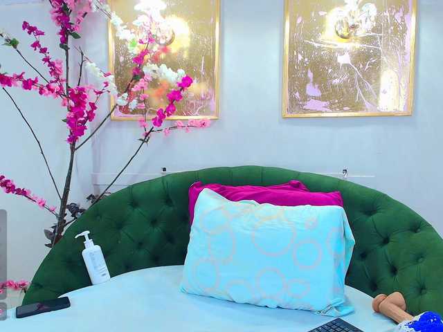 rouxinferno live cam on BongaCams