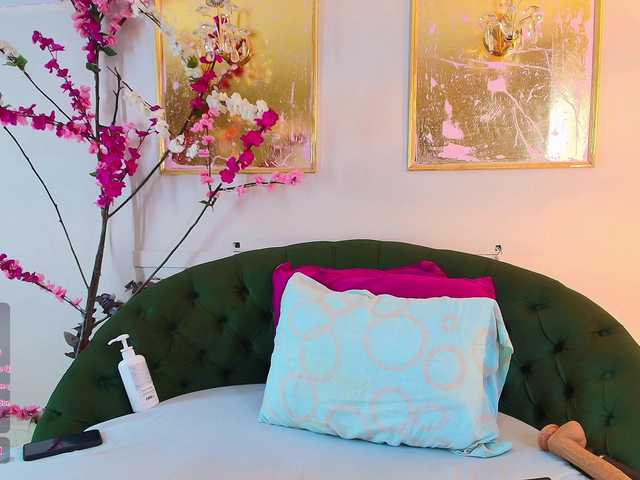 rouxinferno live cam on BongaCams