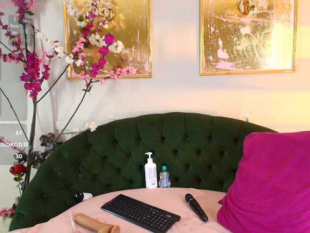 rouxinferno live cam on BongaCams