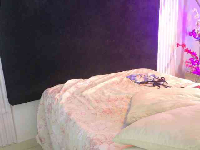 rouxinferno webcam