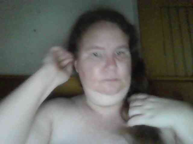 queen211 webcam