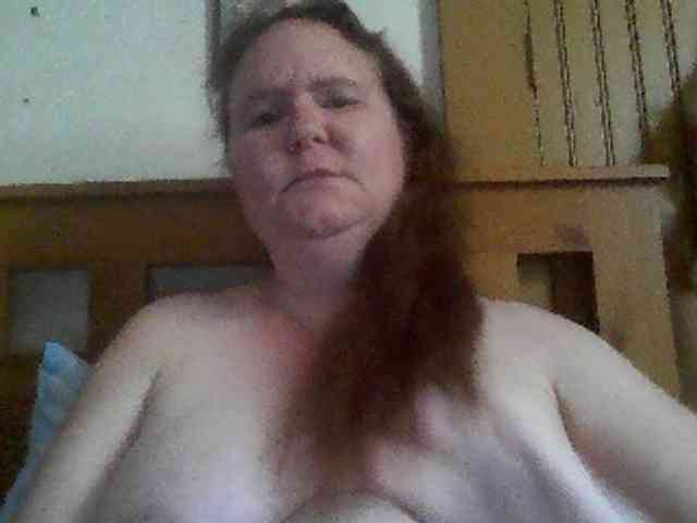 queen211 webcam